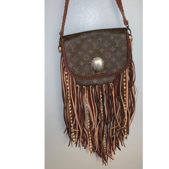 Louis Vuitton Handbags - Vintage Boho Bag Louis Vuitton